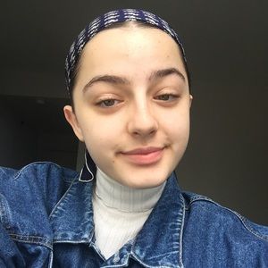 Meet your Posher, Olivia